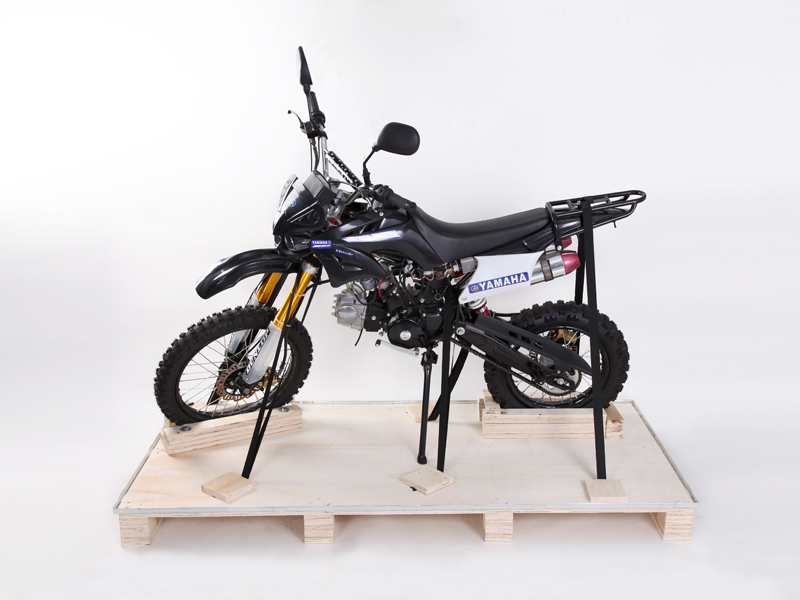 膠合板托盤和熏蒸托盤哪個更適合做出口木托盤?