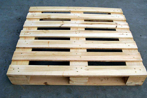 無錫木托盤廠家為您講解木托盤霉變影響因素是哪幾個?該怎么預(yù)防?